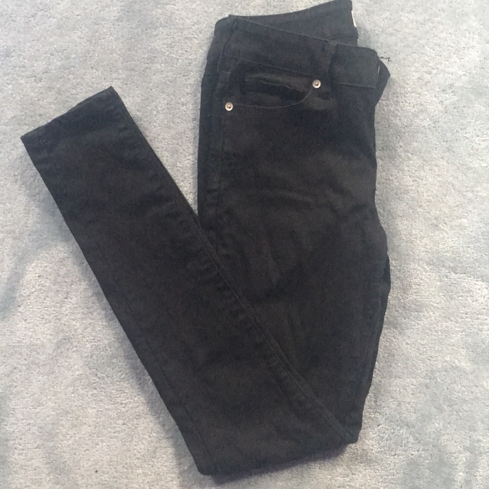 black low rise skinny jeans